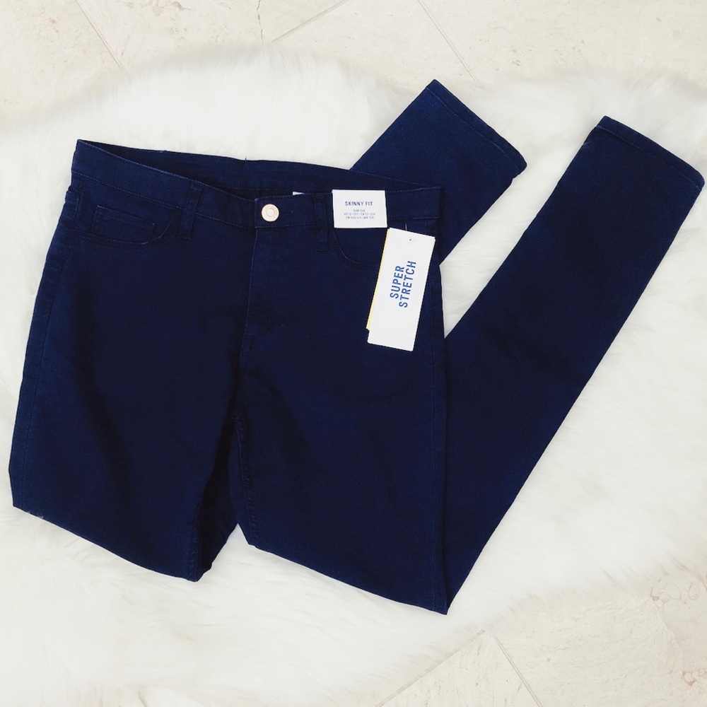 New Woman’s H&M Size 28 Blue Skinny Jeans